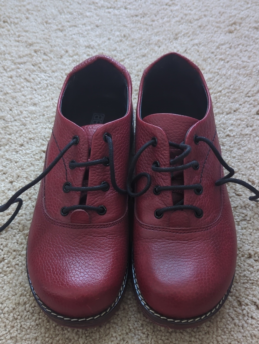 Beta Women's Burgundy Leather Lace-Up Shoes